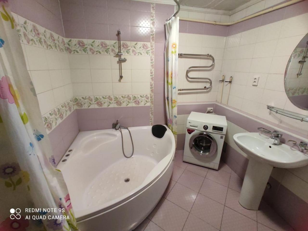 Hostel "Ormanova" Алматы Экстерьер фото
